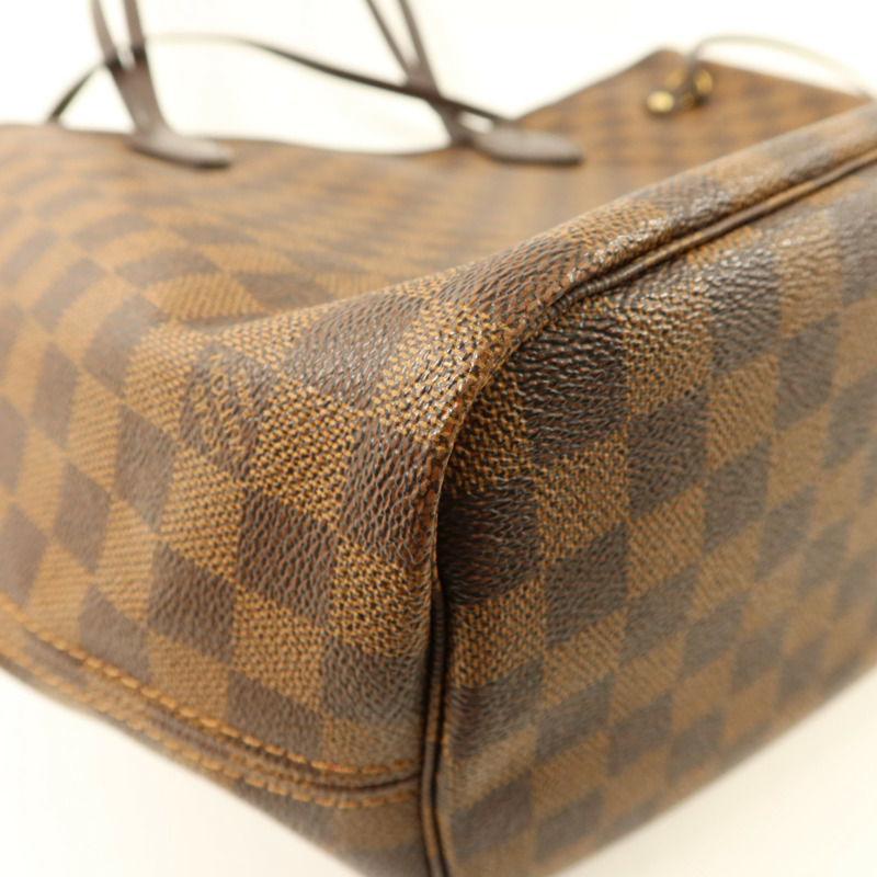 LOUIS VUITTON Damier Neverfull MM金扣手挽袋-15