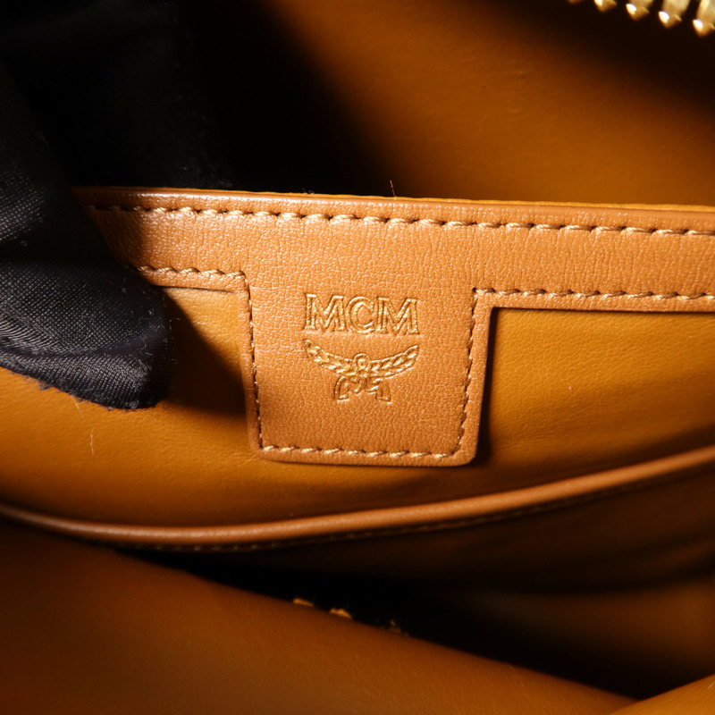 MCM 牛皮皮革Backpack金扣背包-5