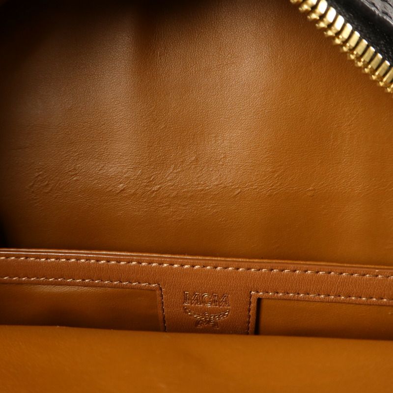 MCM 牛皮皮革Backpack金扣背包-16