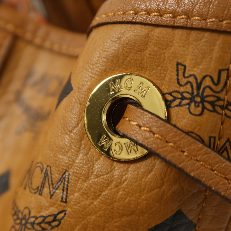 MCM 牛皮皮革Tote Bag金扣手挽袋-9