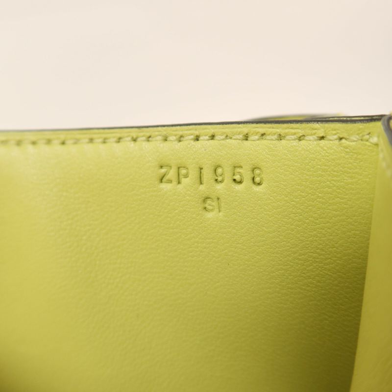 HERMES Chevre皮革Constance Mini銀扣肩背袋Jaune Bourgeon-5