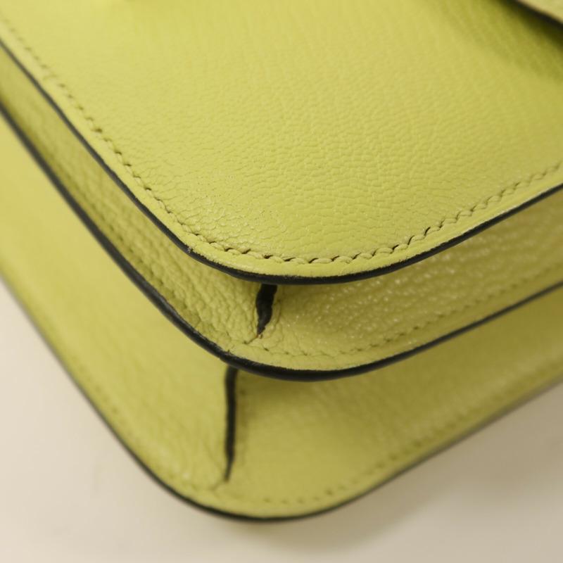HERMES Chevre皮革Constance Mini銀扣肩背袋Jaune Bourgeon-9