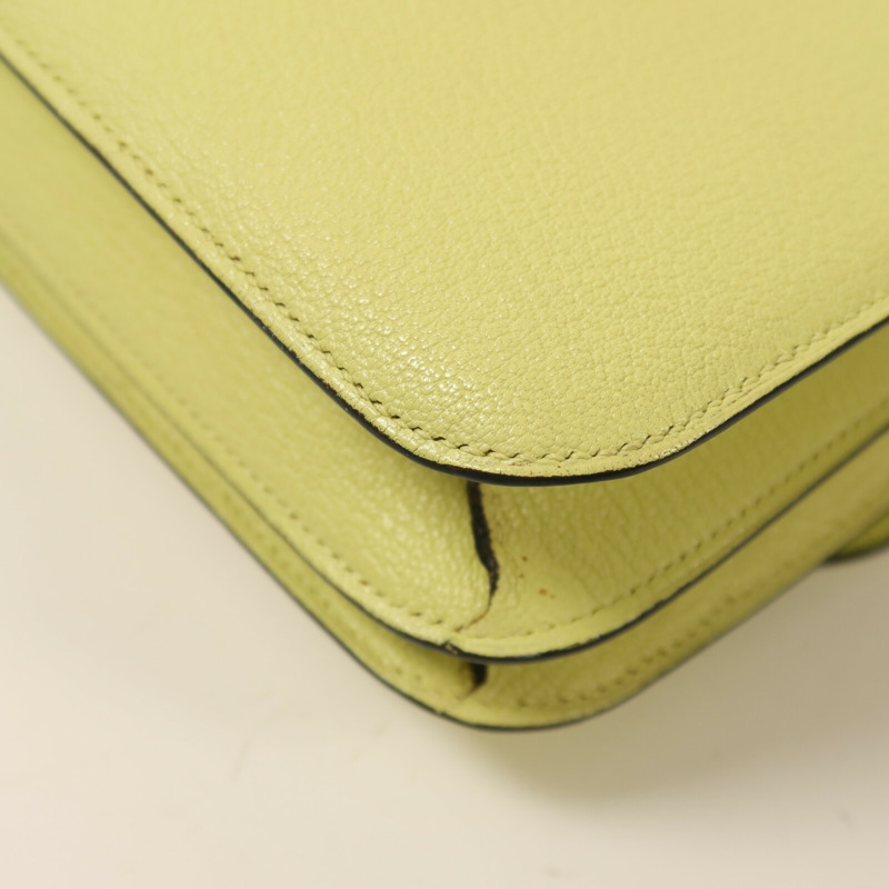HERMES Chevre皮革Constance Mini銀扣肩背袋Jaune Bourgeon-12