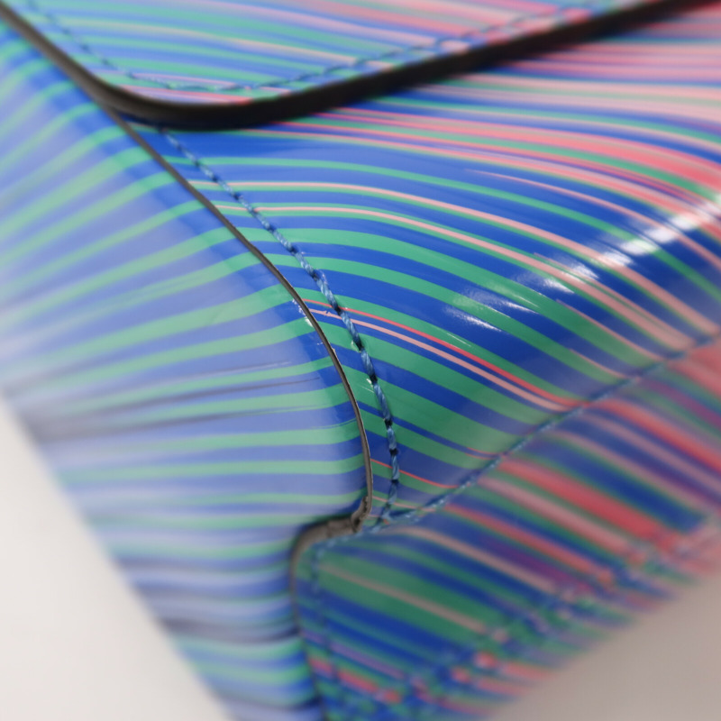 LOUIS VUITTON Tropical Epi Twist MM銀扣鏈帶肩背袋-11