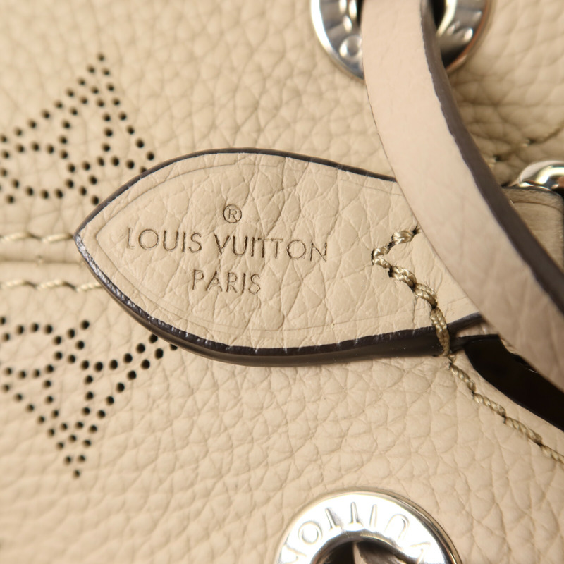 LOUIS VUITTON Mahina Bella銀扣鏈帶肩背袋-5