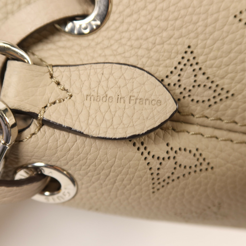 LOUIS VUITTON Mahina Bella銀扣鏈帶肩背袋-6