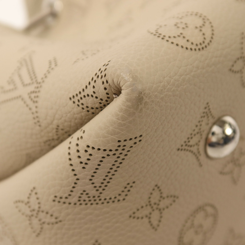 LOUIS VUITTON Mahina Bella銀扣鏈帶肩背袋-11