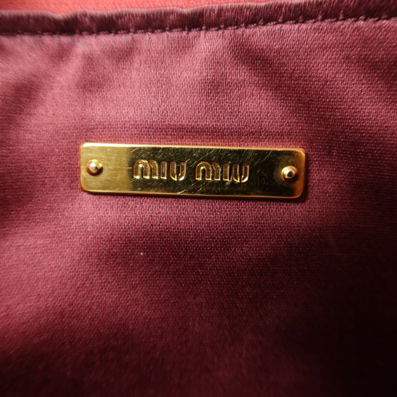 Miu Miu 羊皮皮革Pouch金扣手拿包-5