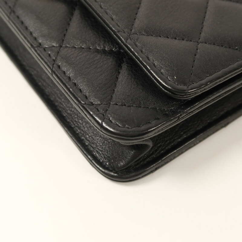 CHANEL 牛皮皮革Wallet On Chain金扣鏈帶肩背袋-14