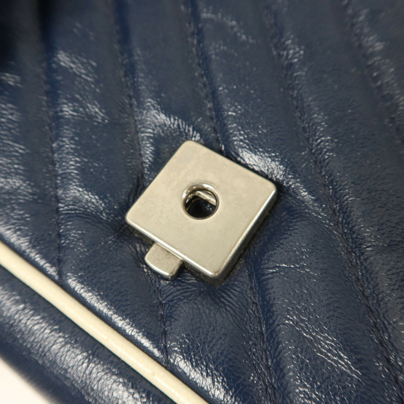 GUCCI 牛皮皮革GG Marmont Medium銀扣鏈帶肩背袋-11