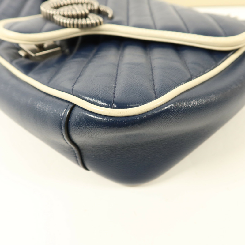 GUCCI 牛皮皮革GG Marmont Medium銀扣鏈帶肩背袋-12