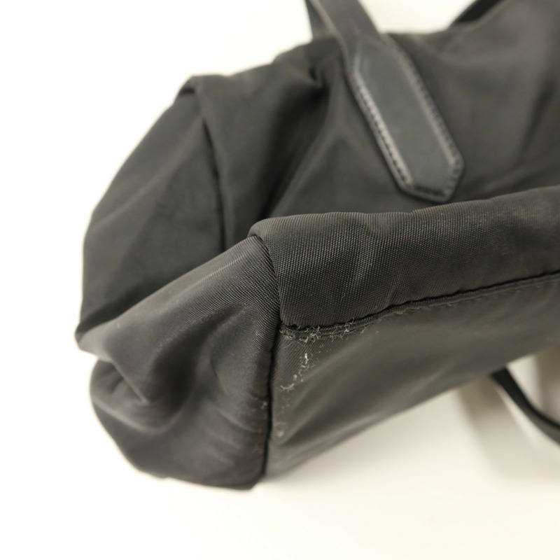 PRADA 尼龍Handbag金扣手挽袋-14