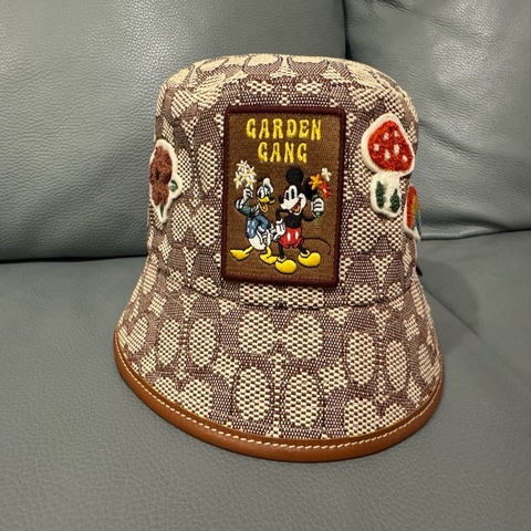 coach Disney漁夫帽