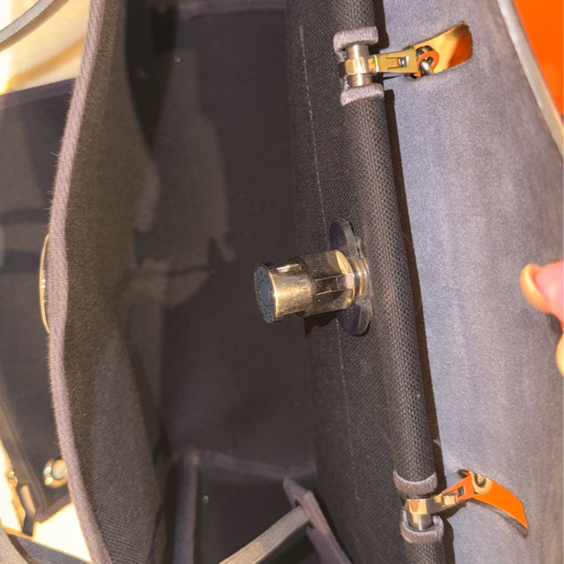 Hermes herbag 31 黑帆布深藍-12