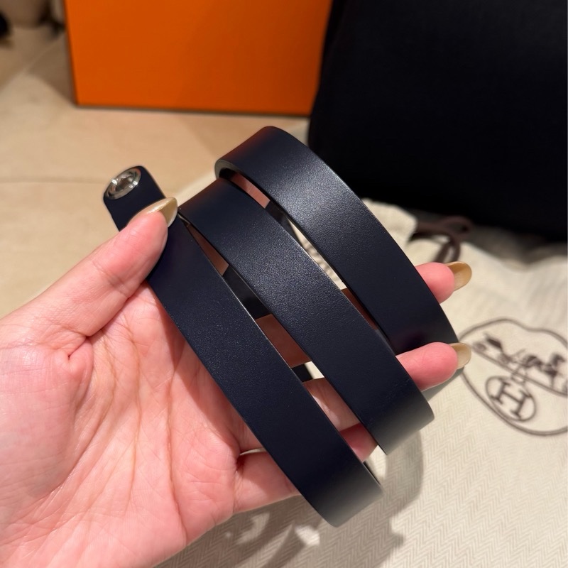 Hermes herbag 31 黑帆布深藍-13