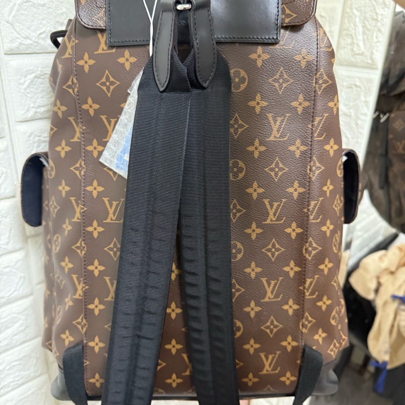 LV CHRISTOPHER BACKPACK-4