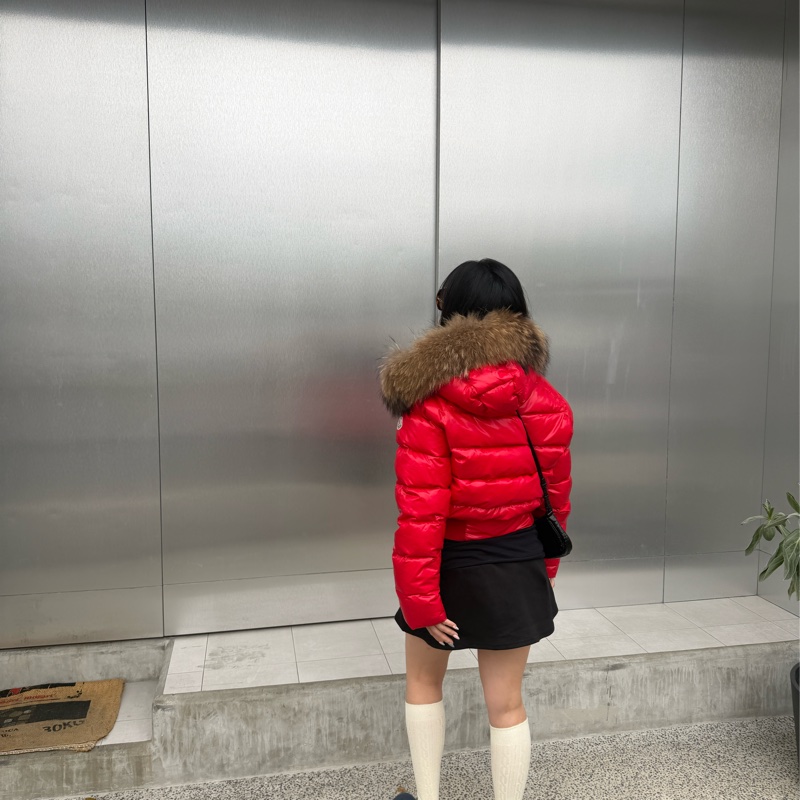 Moncler 羽絨外套 正紅色-3