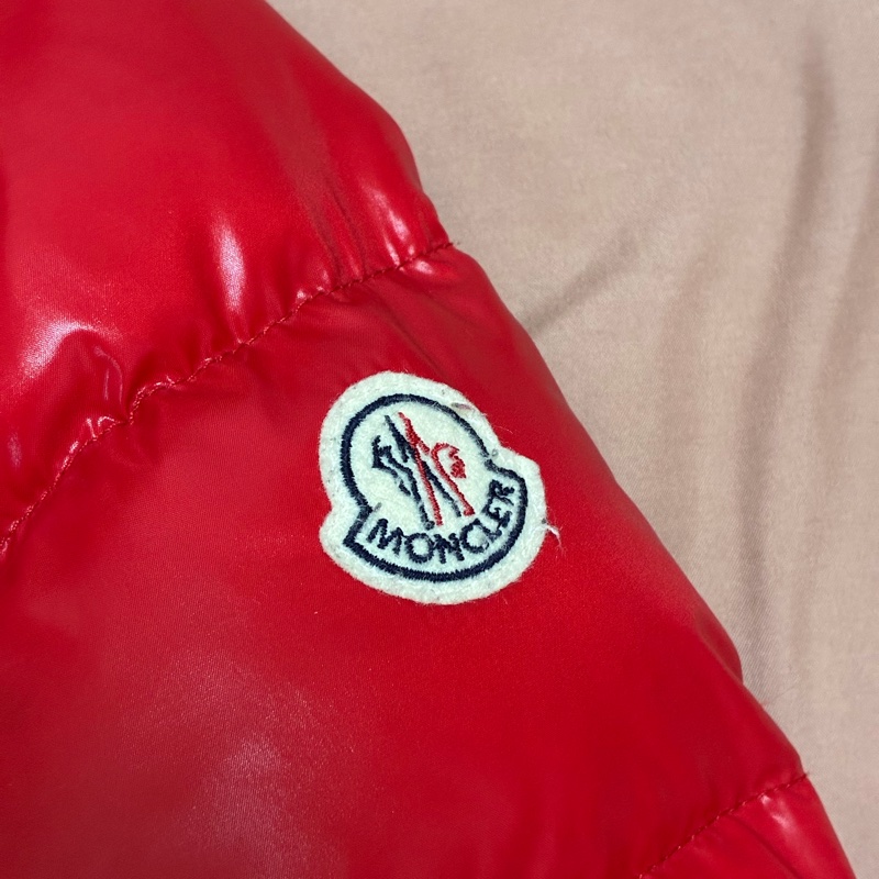 Moncler 羽絨外套 正紅色-5