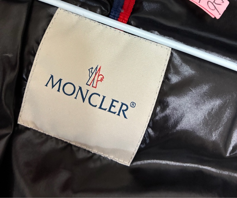 Moncler 羽絨外套 正紅色-11