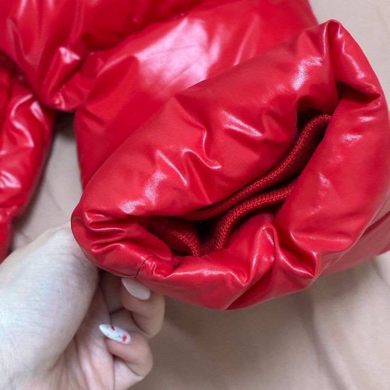 Moncler 羽絨外套 正紅色-23