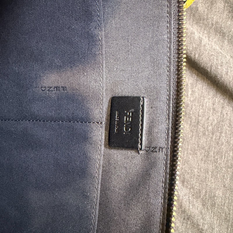 🔥 FENDI Roma 黃色手拿包 / 手拿袋-3