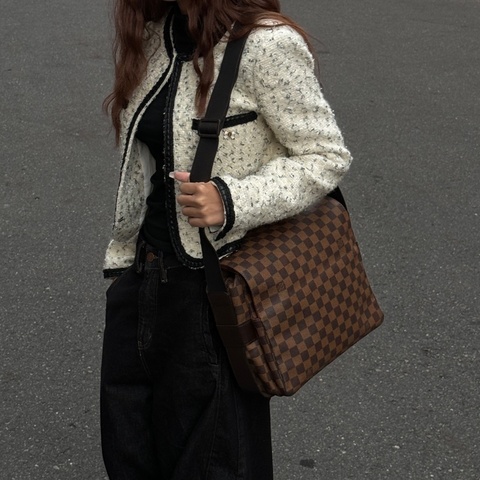 【極新🎁】 LV Damier 經典棋盤格 多夾層斜背包 （專櫃10.3萬）