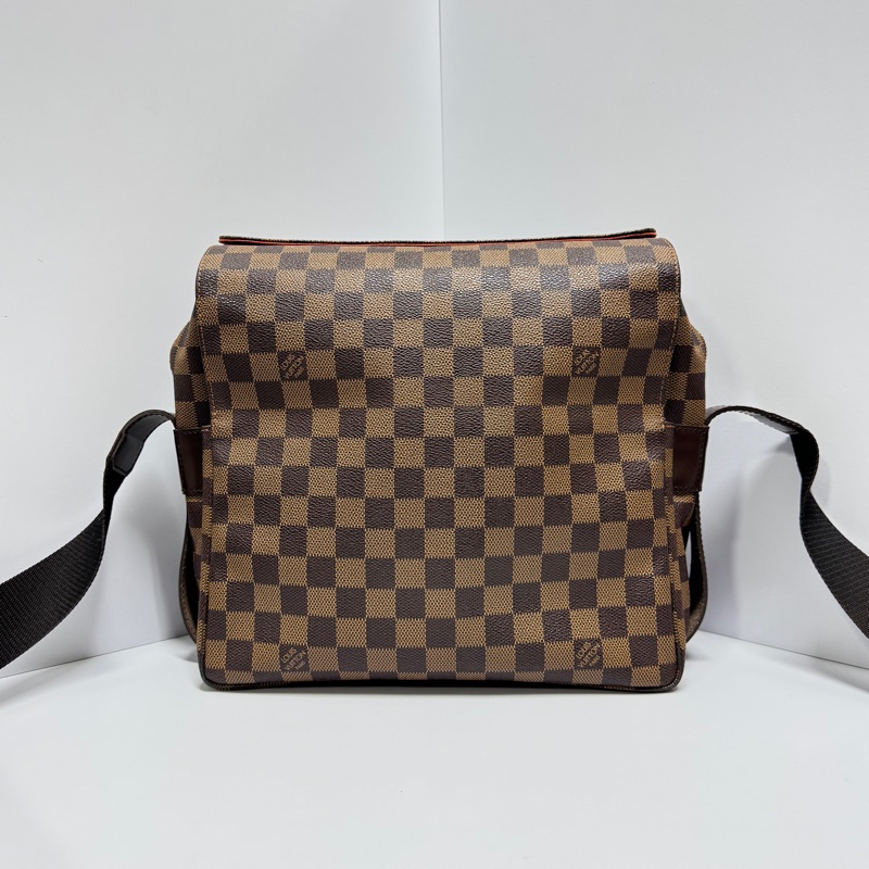 【極新🎁】 LV Damier 經典棋盤格 多夾層斜背包 （專櫃10.3萬）-5