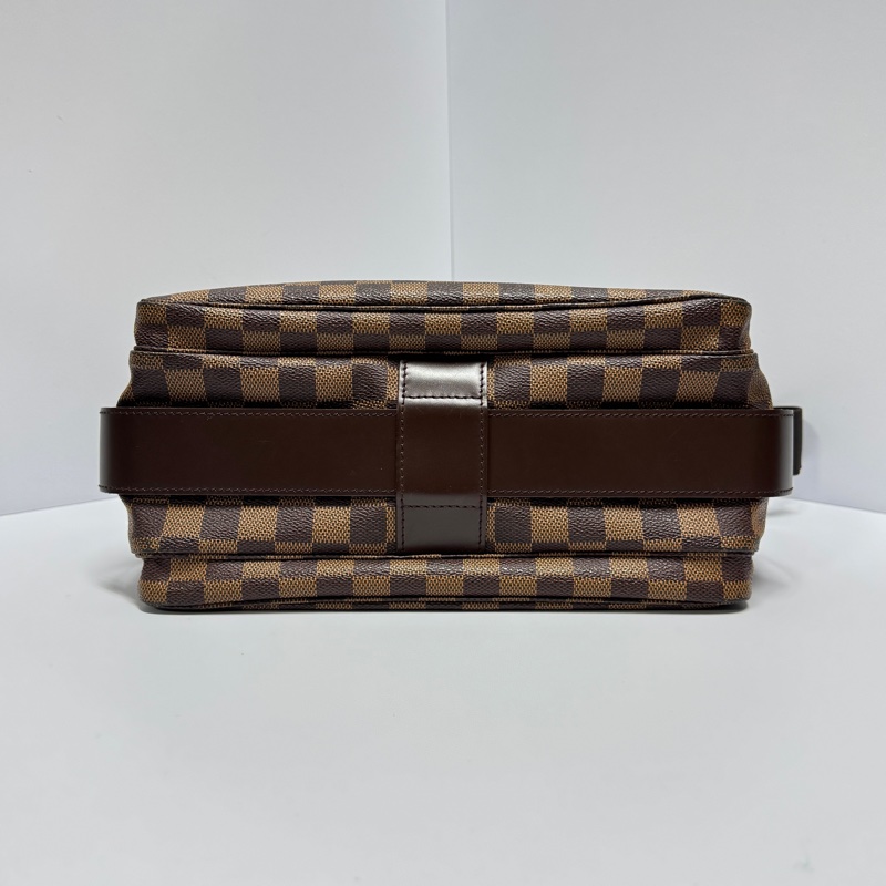 【極新🎁】 LV Damier 經典棋盤格 多夾層斜背包 （專櫃10.3萬）-9