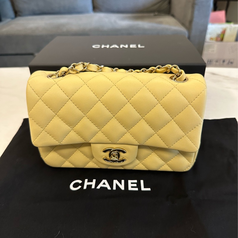 Chanel mini coco黃方胖晶片款-0