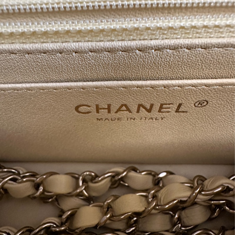 Chanel mini coco黃方胖晶片款-5