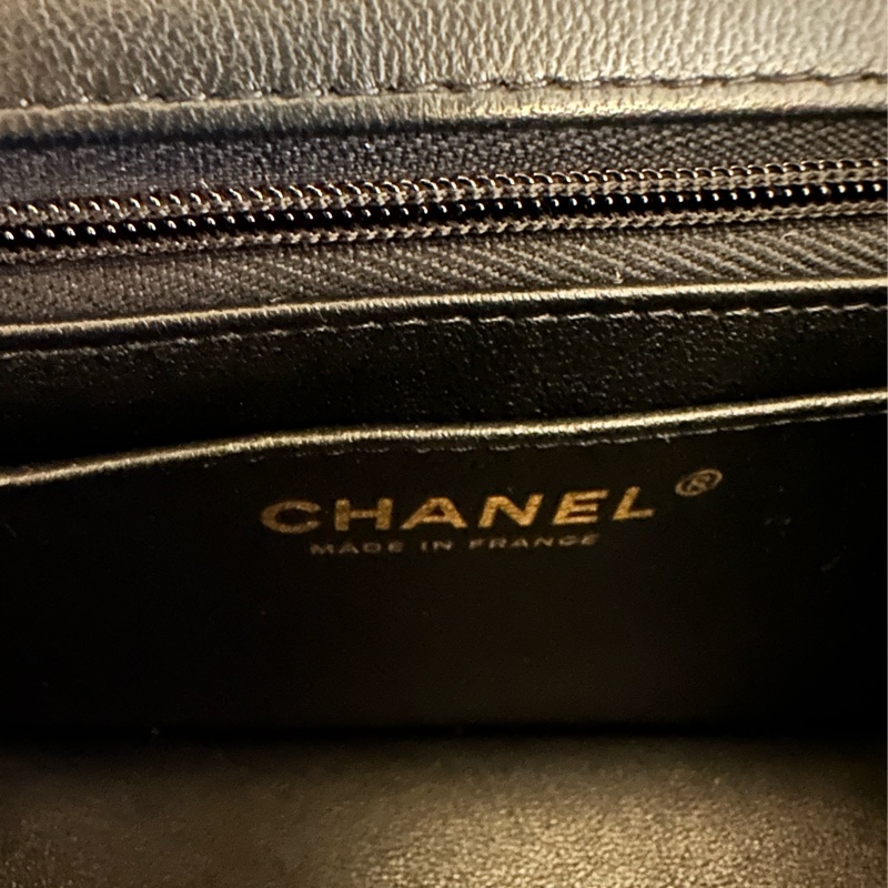 Chanel 經典mini coco方胖晶片款-9