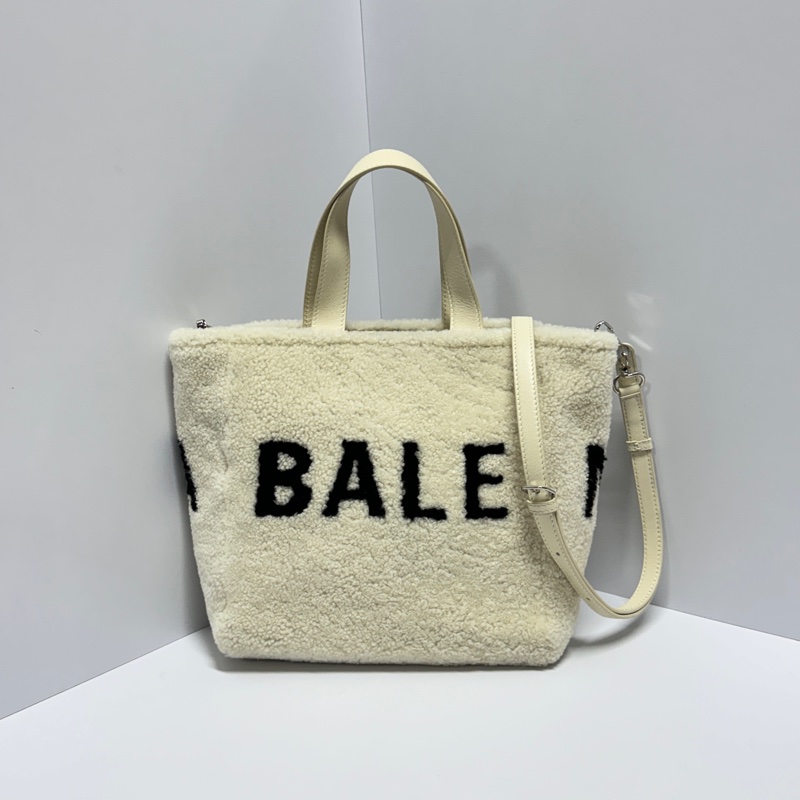 【全新品🎁】 Balenciaga 巴黎世家 毛毛限定款 斜背包（專櫃97,600）-7