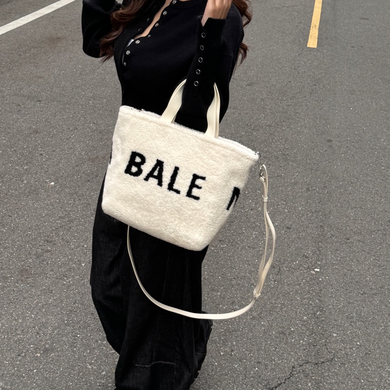 【全新品🎁】 Balenciaga 巴黎世家 毛毛限定款 斜背包（專櫃97,600）-22