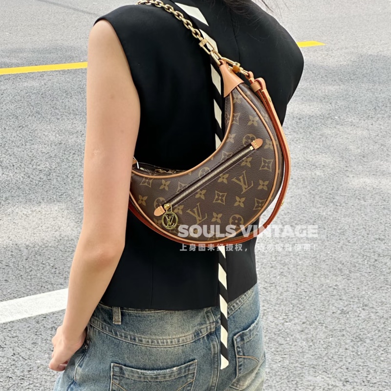 Louis Vuitton LV Loop 月亮包 Monogram 老花鏈條腋下包 棕色 M81098-6
