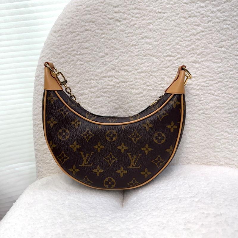 Louis Vuitton LV Loop 月亮包 Monogram 老花鏈條腋下包 棕色 M81098-8