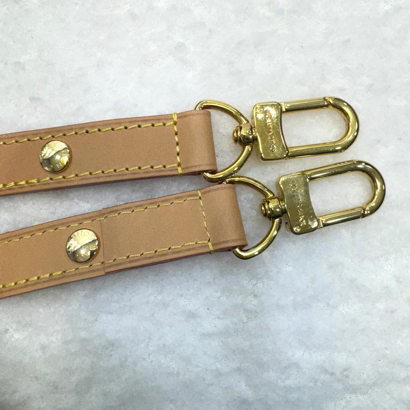 Louis Vuitton LV Loop 月亮包 Monogram 老花鏈條腋下包 棕色 M81098-24