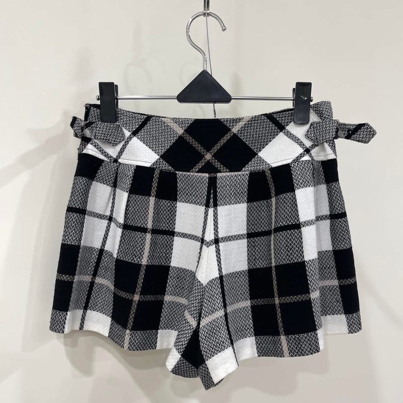 BURBERRY 藍標 黑白格紋二側腰環褲裙-2