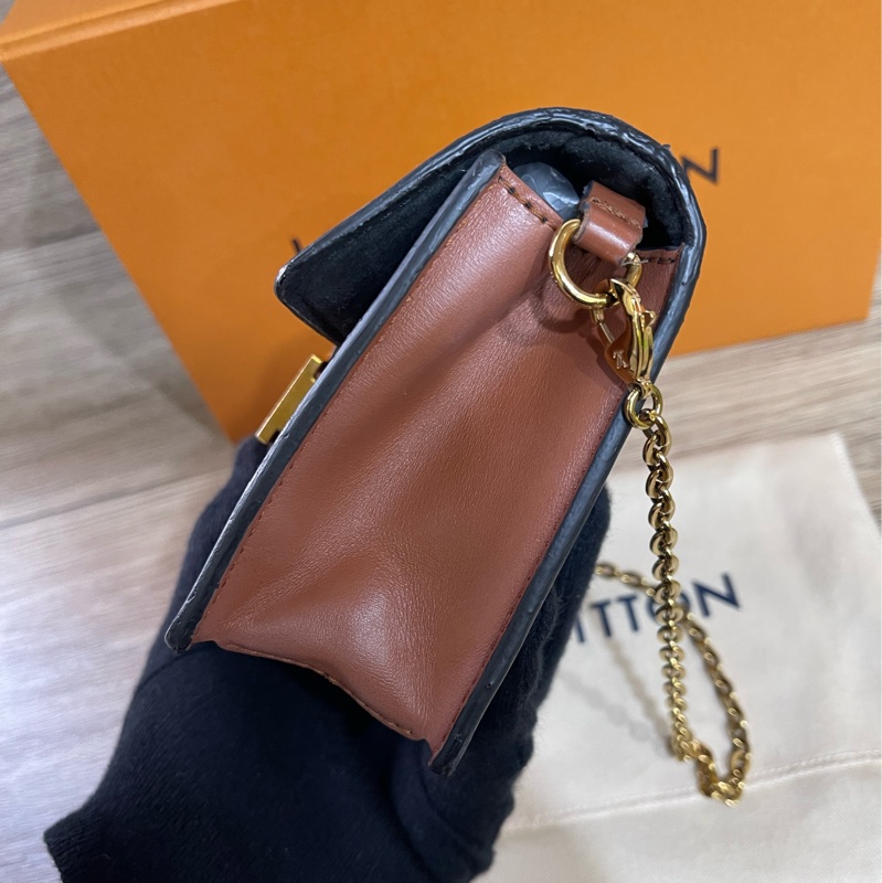 Lv經典達芙妮woc(台灣專櫃購入）-7