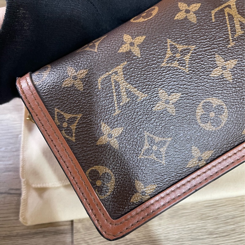 Lv經典達芙妮woc(台灣專櫃購入）-14