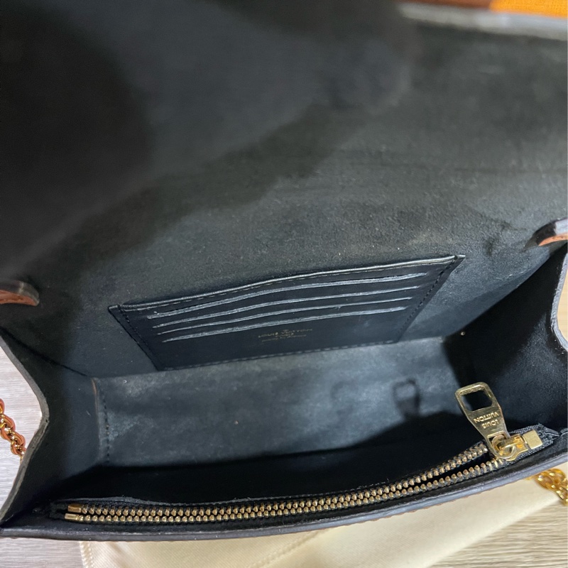 Lv經典達芙妮woc(台灣專櫃購入）-16