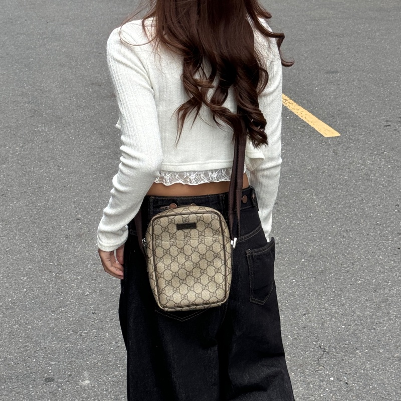 【全新閒置品🎁】 GUCCI 古馳 Supreme 相機包/斜背包（專櫃58,000）-0