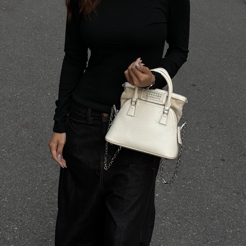 【極新🎁 明星同款】 MaisonMargiela 馬吉拉 5AC 經典純白色 斜背包(專櫃78,000)-6