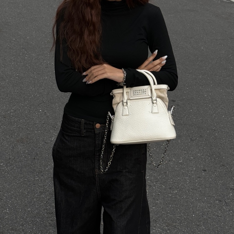 【極新🎁 明星同款】 MaisonMargiela 馬吉拉 5AC 經典純白色 斜背包(專櫃78,000)-8