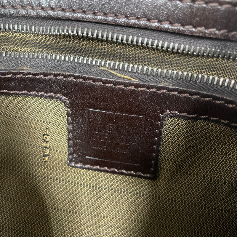 Vintage Fendi Baguette 經典老花法棍包 芬迪-17