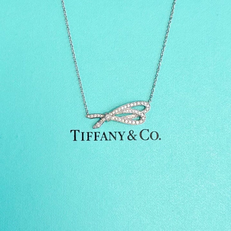 TiffanyBOW系列滿鑽橫版蝴蝶結項鍊18K白金 鏈長41 cm 9新配件盒子-2