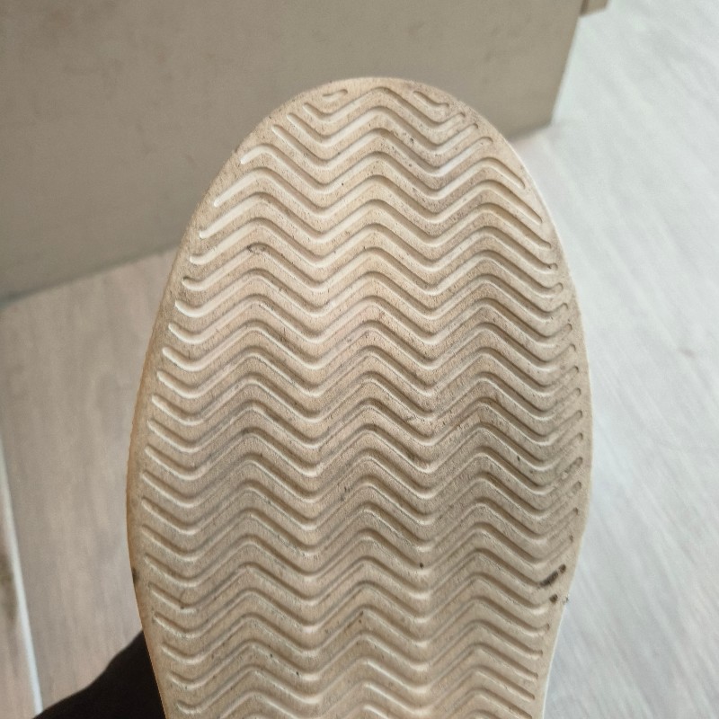 ㊣✨ PRADA ✨**尺寸：9 1/2**軍綠 防潑水 綁帶 休閒鞋/二手鞋/二手精品/保證正品🌳二手樹屋🌳-25