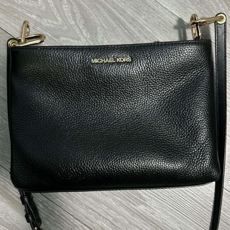 Michael Kors 金屬LOGO荔枝紋皮革磁吸三層斜背包-5