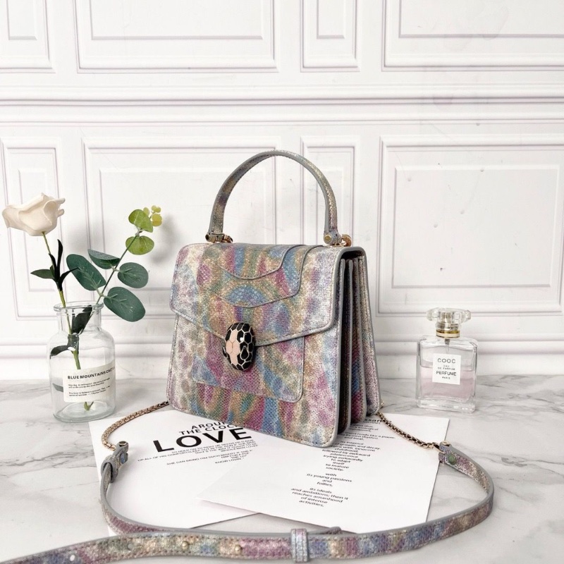 BVLGARI 新款serpenti forever系列琺瑯扣金屬多彩水蛇皮鏈條風琴包18*16*7 9新配件塵袋鏡子保卡雨衣-6