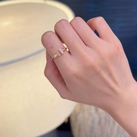 Tiffany 18k黃金雙T滿鑽戒指 尺碼56碼 9新配件盒子