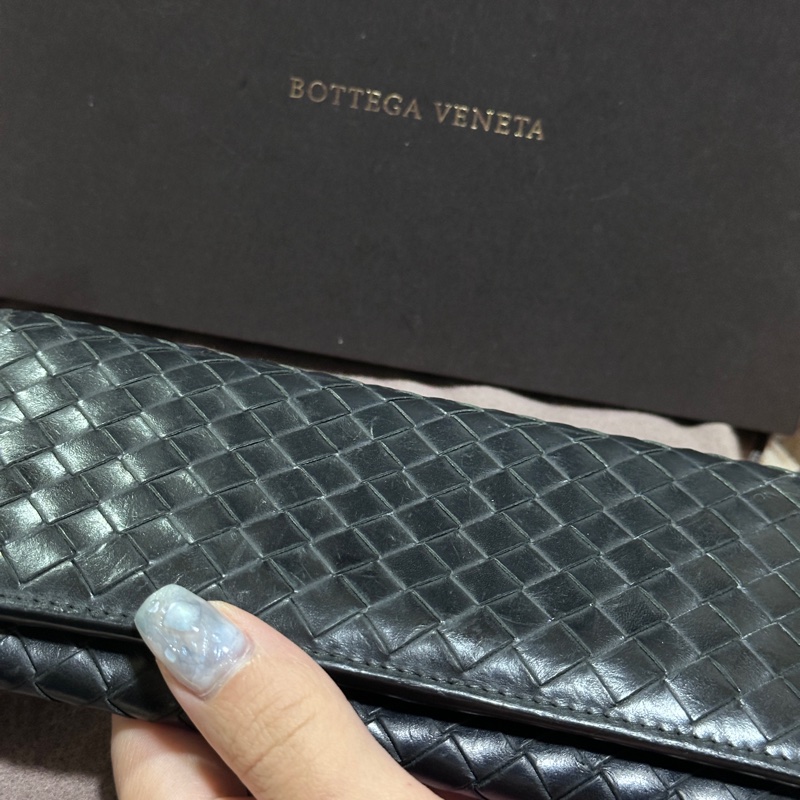 【9成新・全套配件】BV 經典墨黑編織小羊皮極簡長夾(剛完成頂級保養)-1